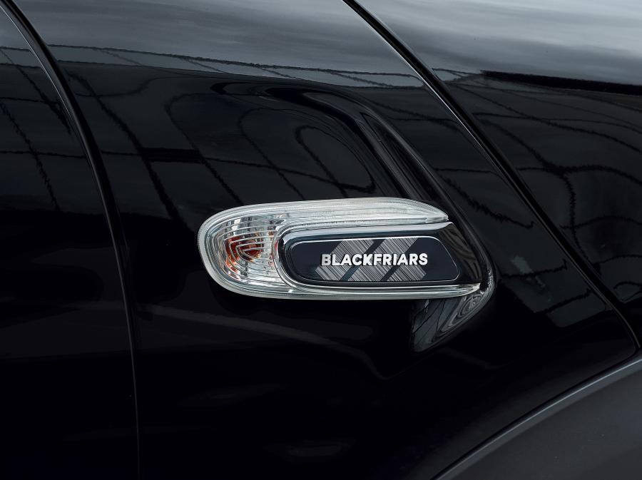 Детали экстерьера Mini Cooper 5-Door Blackfriars (F56) 2017 года  (FR) (фото 3 из 10)